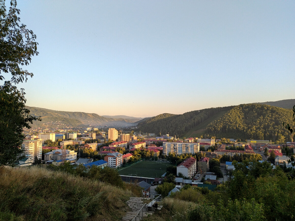 Горно-Алтайск. Вид с обзорной точки.