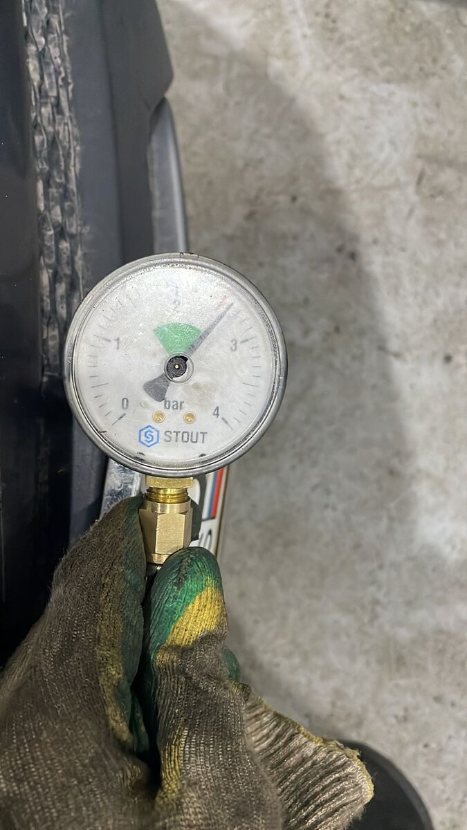 Пробило двигатель G4KE Hyundai Santa Fe на шоссе | Автосервис ...