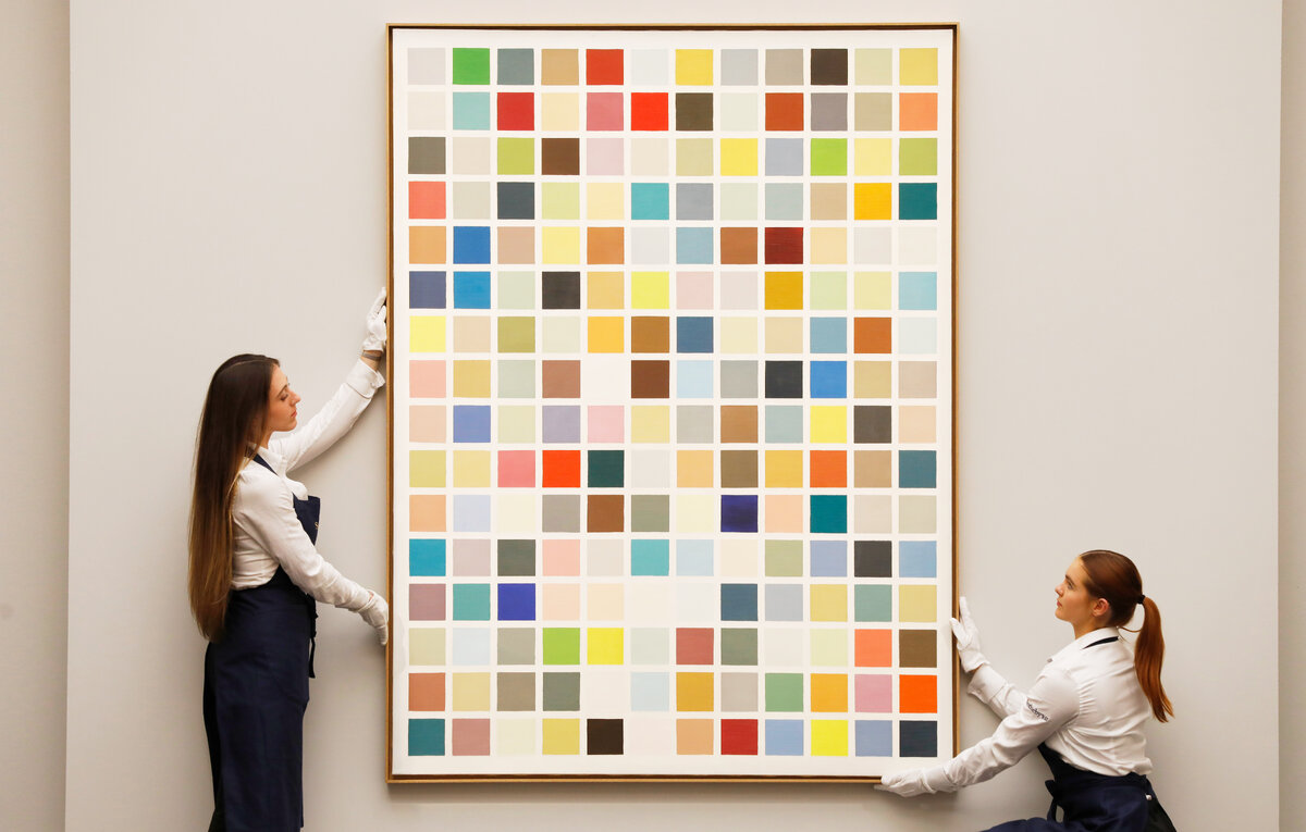    Картина Герхарда Рихтера "192 цвета"  Tristan Fewings/Getty Images for Sotheby's