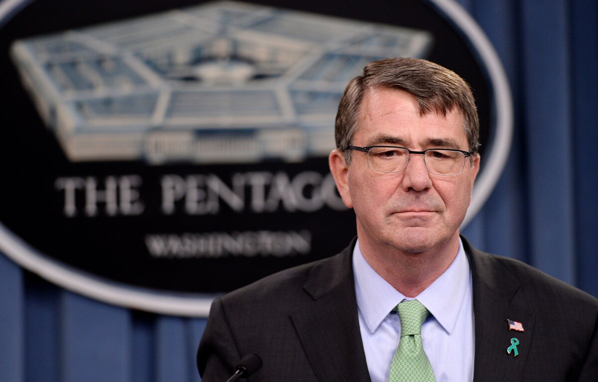    Эштон Картер  Olivier Douliery/Getty Images