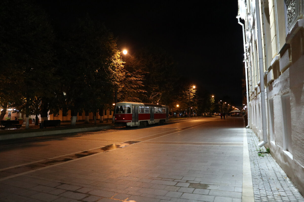Владикавказ: единственная в России трамвайно-пешеходная улица снова в строю!