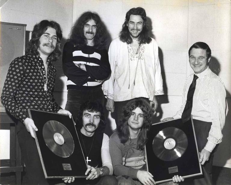 Патрик Миэн-младший (слева) и Патрик Миэн-старший (справа)