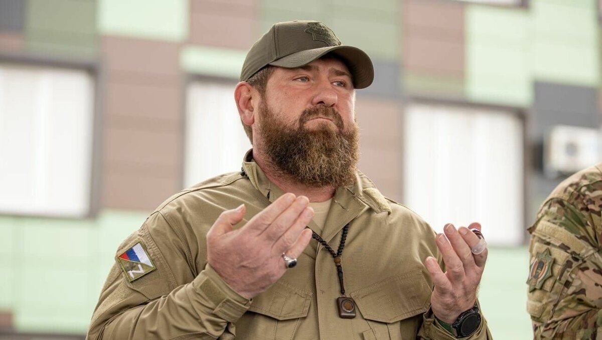     В конце этой и начале следующей недели в Чечне пройдут похороны чеченцев, погибших в результате артобстрела на Украине, сообщил местный житель в разговоре с корреспондентом NewsTracker.