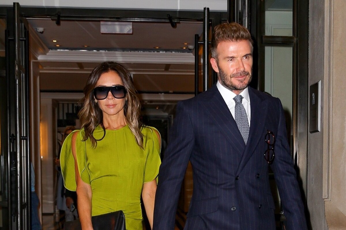     «Нет идеальных семей»: Никола Пельтц-Бекхэм высказалась о конфликте со свекровью Викторией