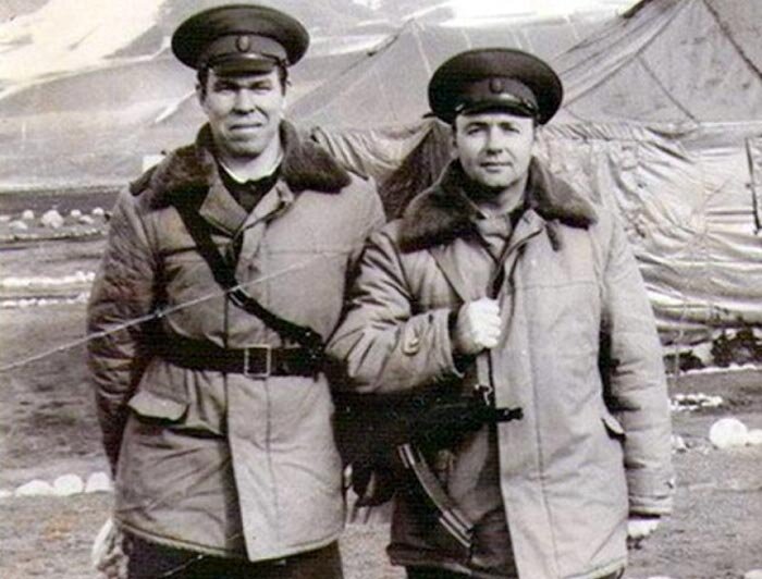 Слева - Рохлин. Папанова все и так знают