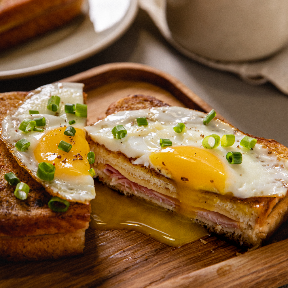 Завтрак крок мадам. Французский завтрак крок месье. Сэндвич миссис крок. Французский крок месье. Крок сэндвич.