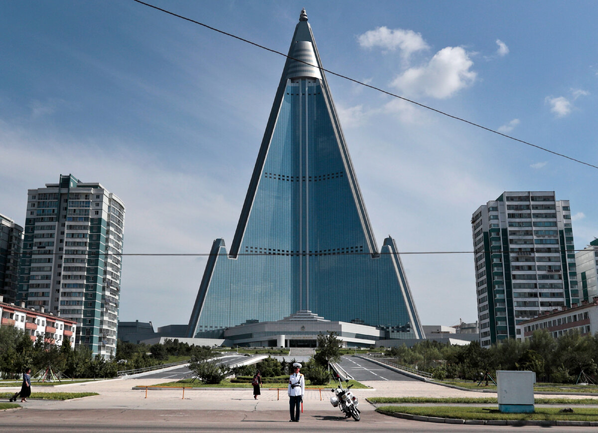 Ryugyong отель в Северной Корее