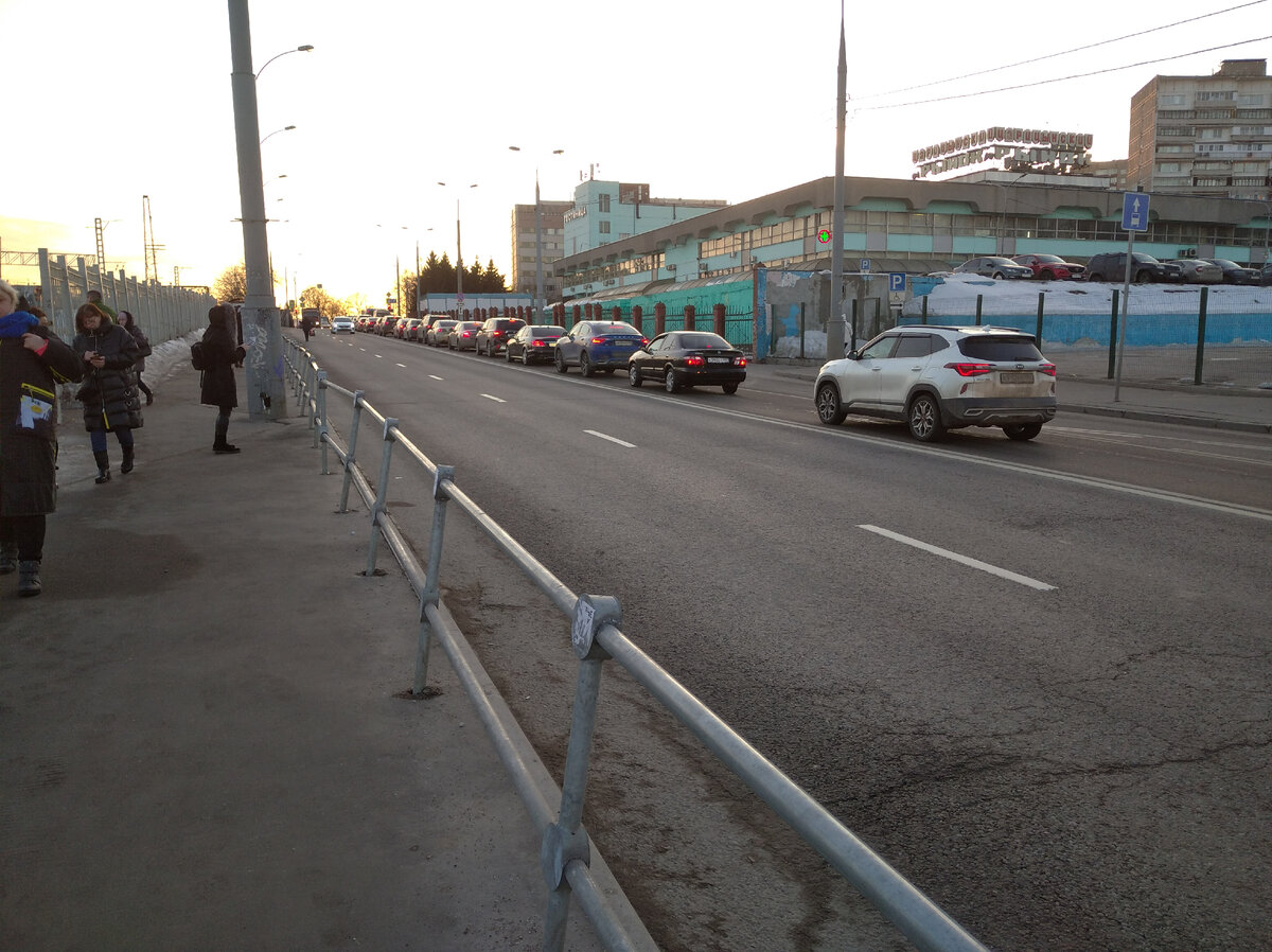 ÐÐ¾Ð»Ð³Ð¾Ð´Ð° Ð±ÐµÐ· Ð¼ÐµÑÑÐ¾. ÐÐ°Ð¶Ð½ÑÐ¹ ÑÑÐ°ÑÑÐ¾Ðº ÐÐ°Ð¼Ð¾ÑÐºÐ²Ð¾ÑÐµÑÐºÐ¾Ð¹ Ð»Ð¸Ð½Ð¸Ð¸ Ð·Ð°ÐºÑÑÐ²Ð°ÑÑ Ð½Ð° Ð´Ð¾Ð»Ð³Ð¸Ðµ Ð¼ÐµÑÑÑÑ