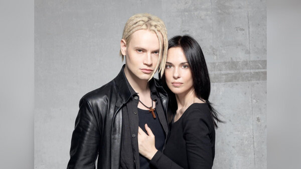 Ярослав Дронов (певец Shaman) с женой Еленой Мартыновой. Фото © Facebook (запрещён на территории Российской Федерации) / Elena Martynova