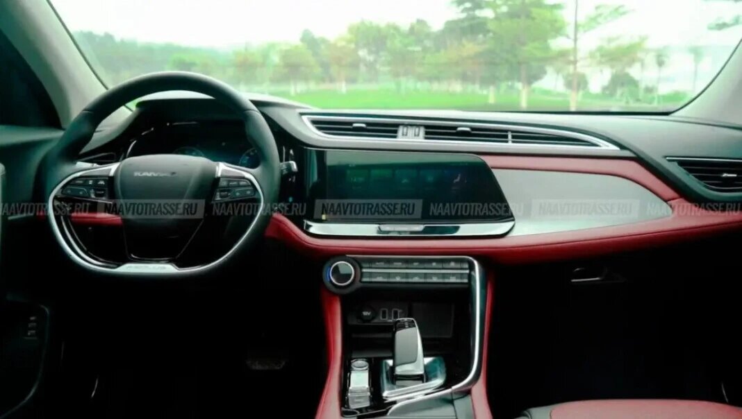 Модель оснастят современной мультимедийной системой, турбовым двигателем в 1.5л. на 150 и 190 л.с. Выпуск данного автомобиля планируется на 2023 год.