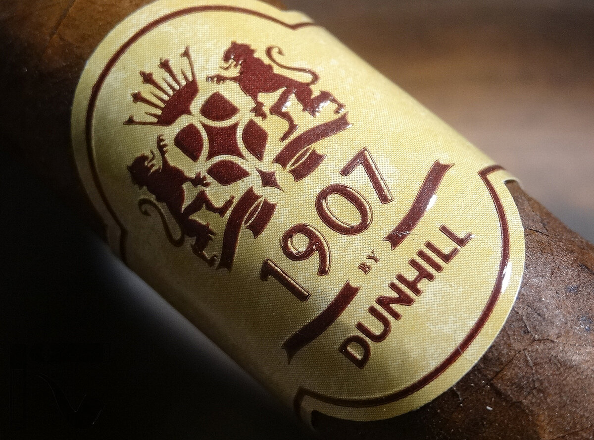 Dunhill 1907 store