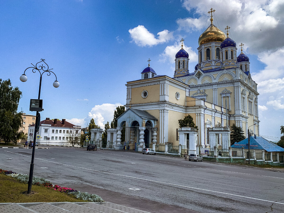 Вознесенский собор Елец карандашом