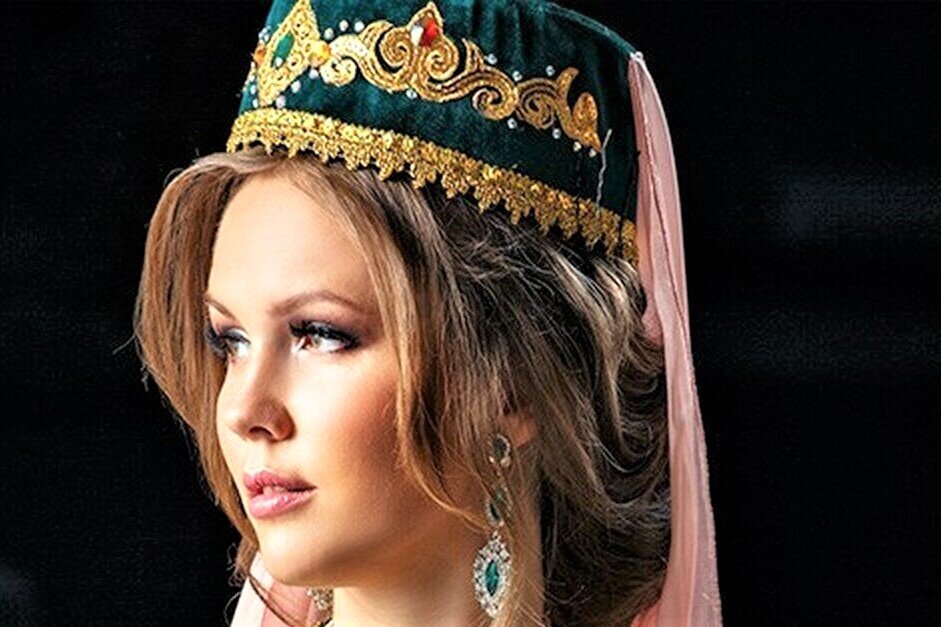 Участница «Мисс Татар кызы – 2018».