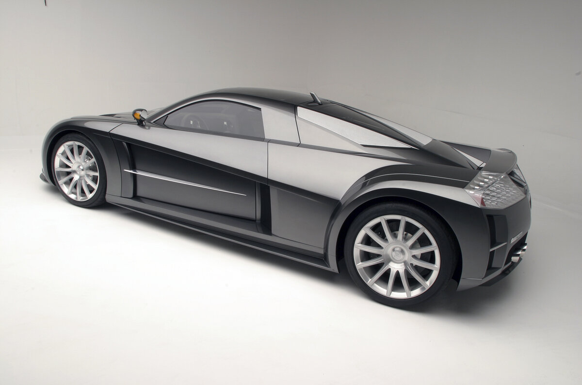 Chrysler me four Twelve