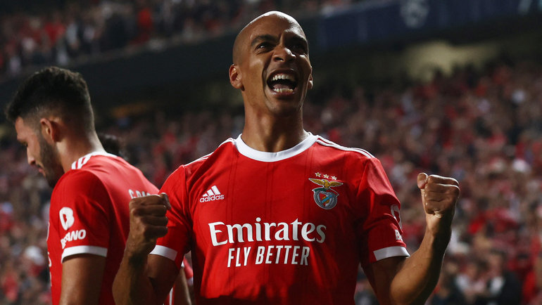    Жоау Мариу.