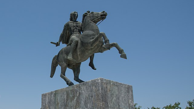 Статуя Александра Македонского в Салониках, Греция. Авторство: Nikolai Karaneschev, CC BY 3.0, фото с сайта wikimedia.org