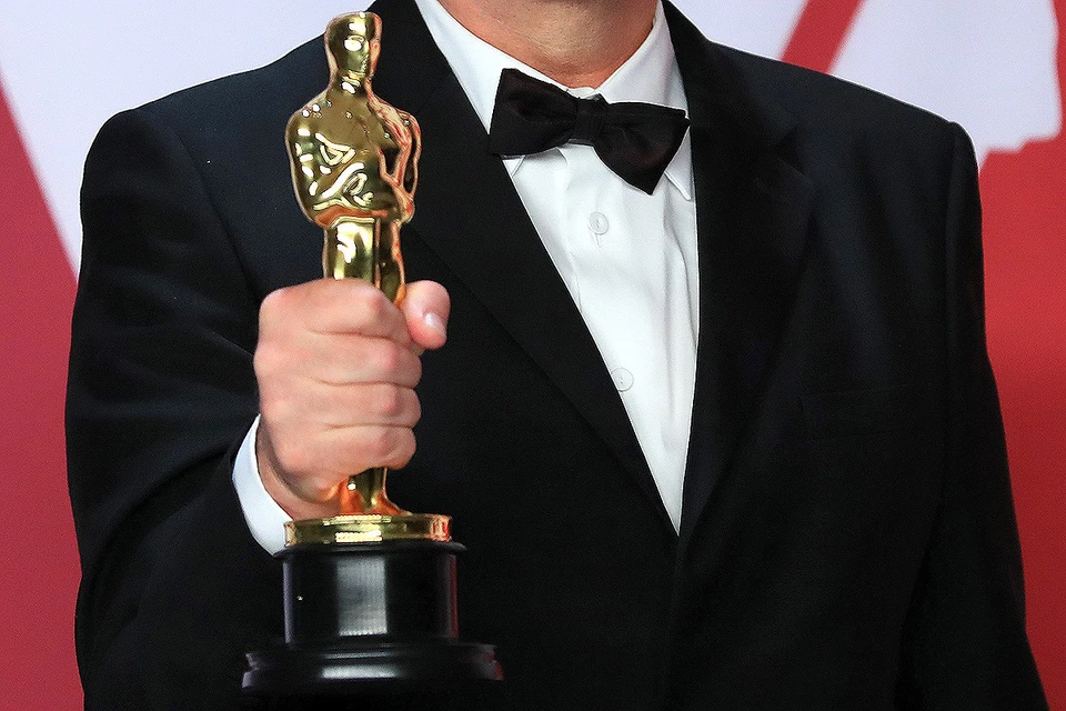 Включи оскар. Брэд Питт на Оскаре 2022. Оскар (кинопремия, 2019). Оскар (кинопремия, 1956). Оскар (кинопремия, 2024).