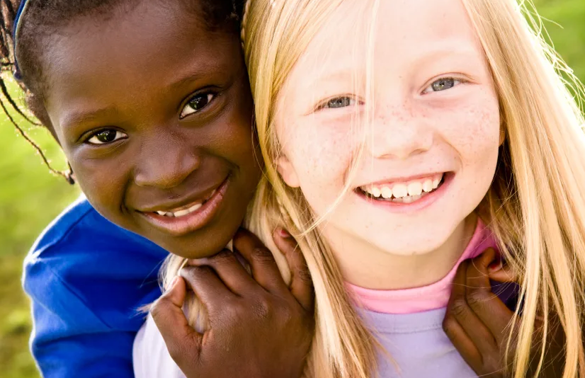 Дети разных наций. Разные дети. Дружба разных рас. Разные нации.