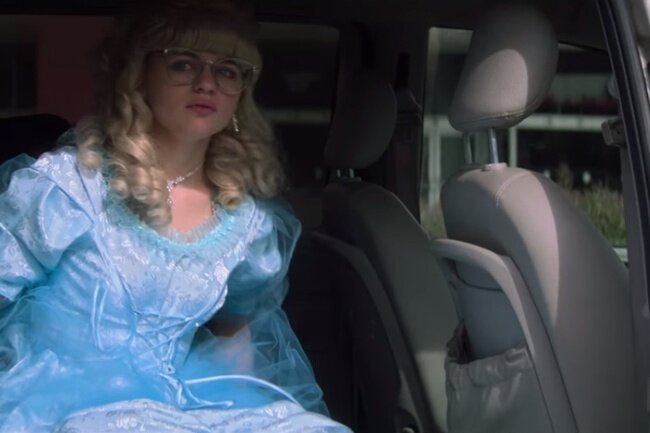 Кадр из сериала "Притворство"