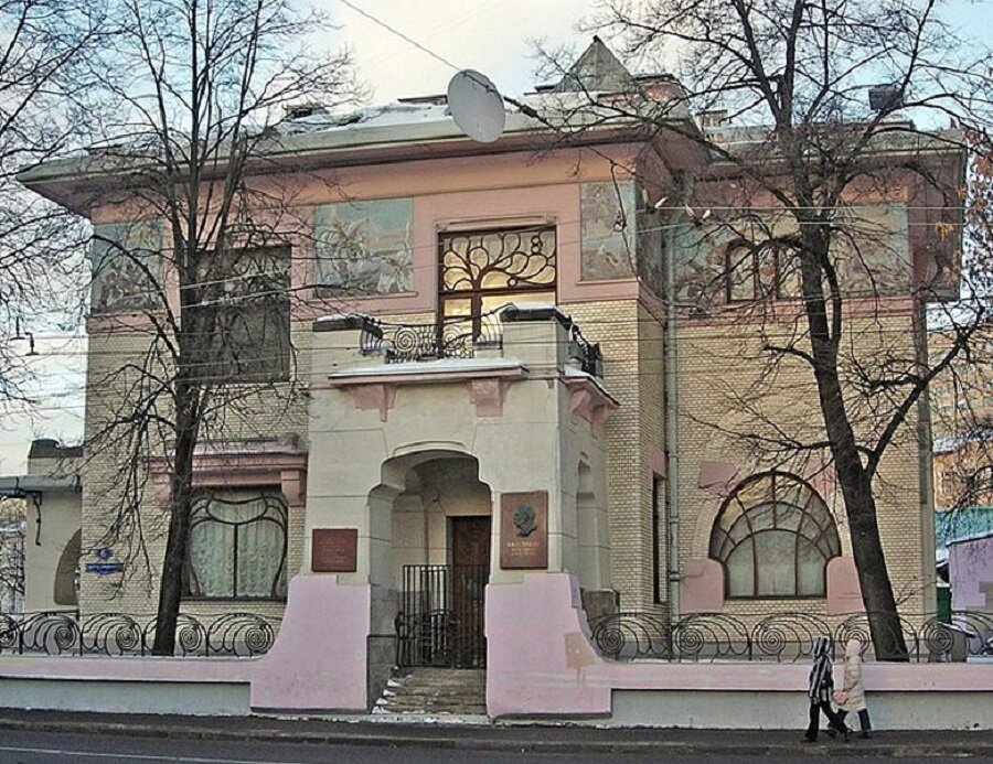 Рябушинский особняк. Особняк Рябушинского Шехтель. Особняк Рябушинского на малой Никитской. Ф О Шехтель особняк с п Рябушинского в Москве. Особняк с. п. Рябушинского на малой Никитской (1900)