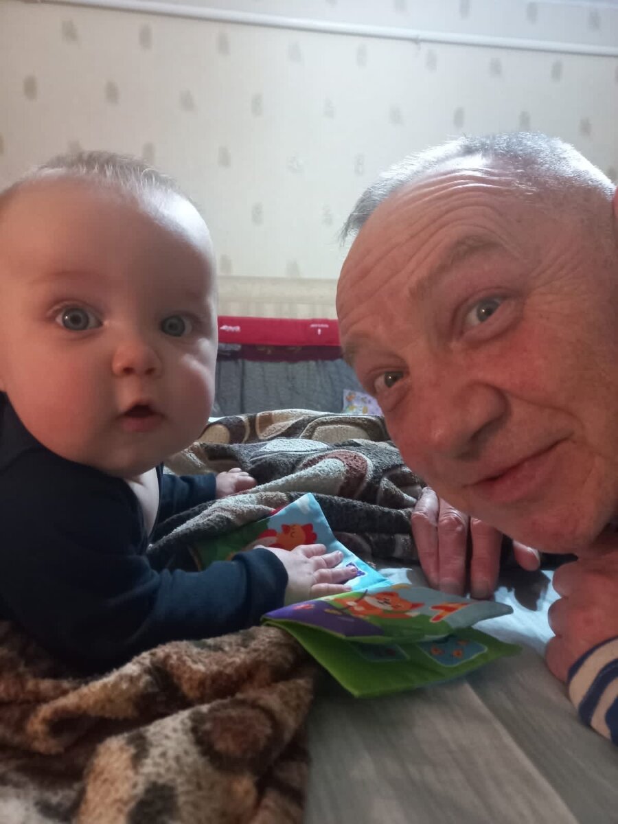 Майя с моим папой.