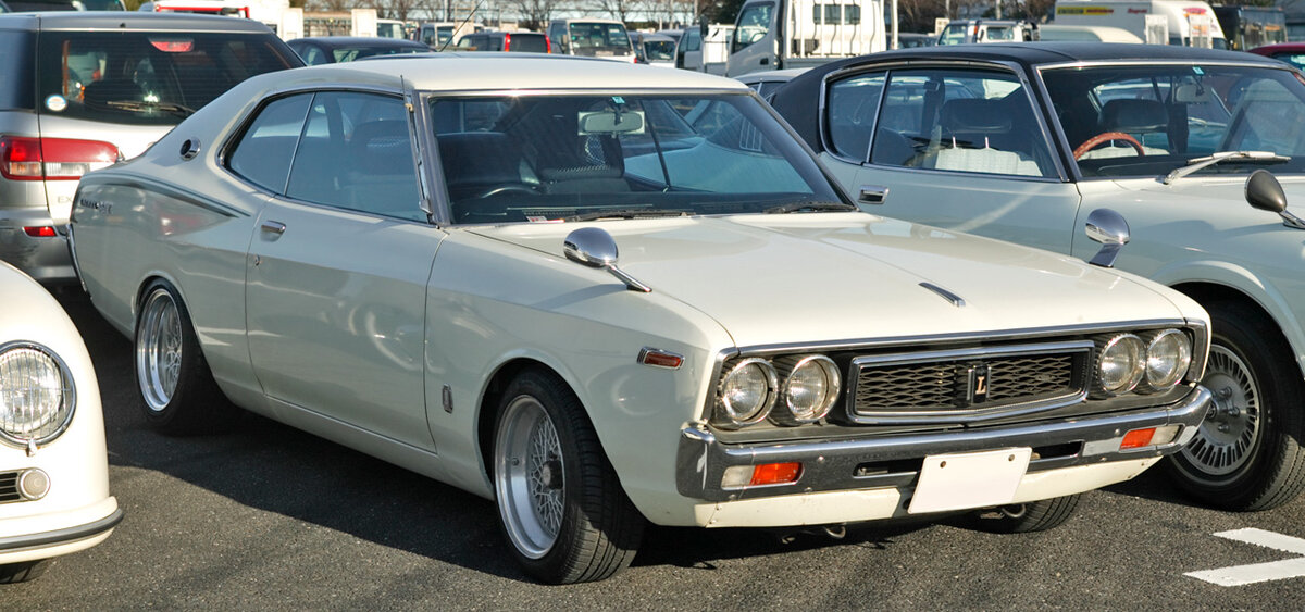 Nissan Laurel C30