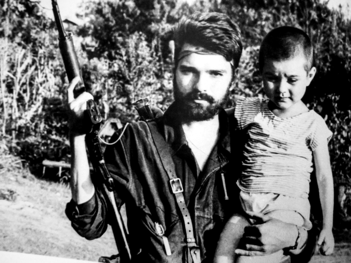 Александр Викторович Бардодым в Абхазии 1992 год. Фото Майи Скурихиной газета "Правда" 