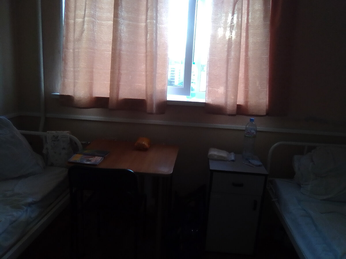 Вот в такой палате я лежала летом 2021 года. Фото автора.