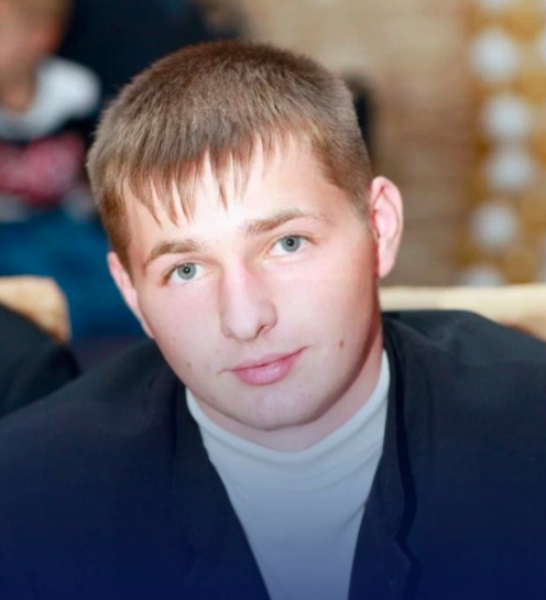 Петр Минеев героически погиб 26 февраля 2022 года, исполняя воинский долг в рядах российской армии в зоне СВО. Одним из направлений его деятельности при жизни было производство деревянной церковной мебели и утвари (сооснователь «Симбирской Артели кастомной мебели»).