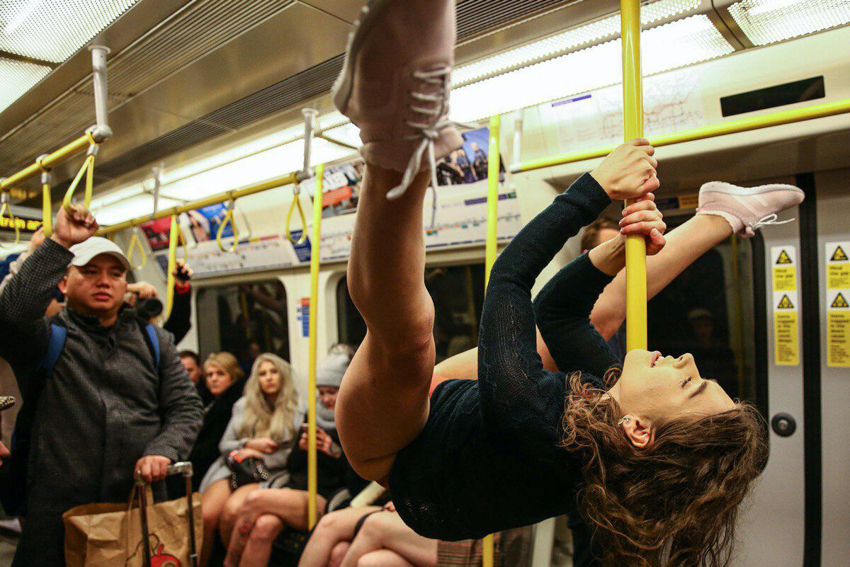 No Pants Subway Ride Москва