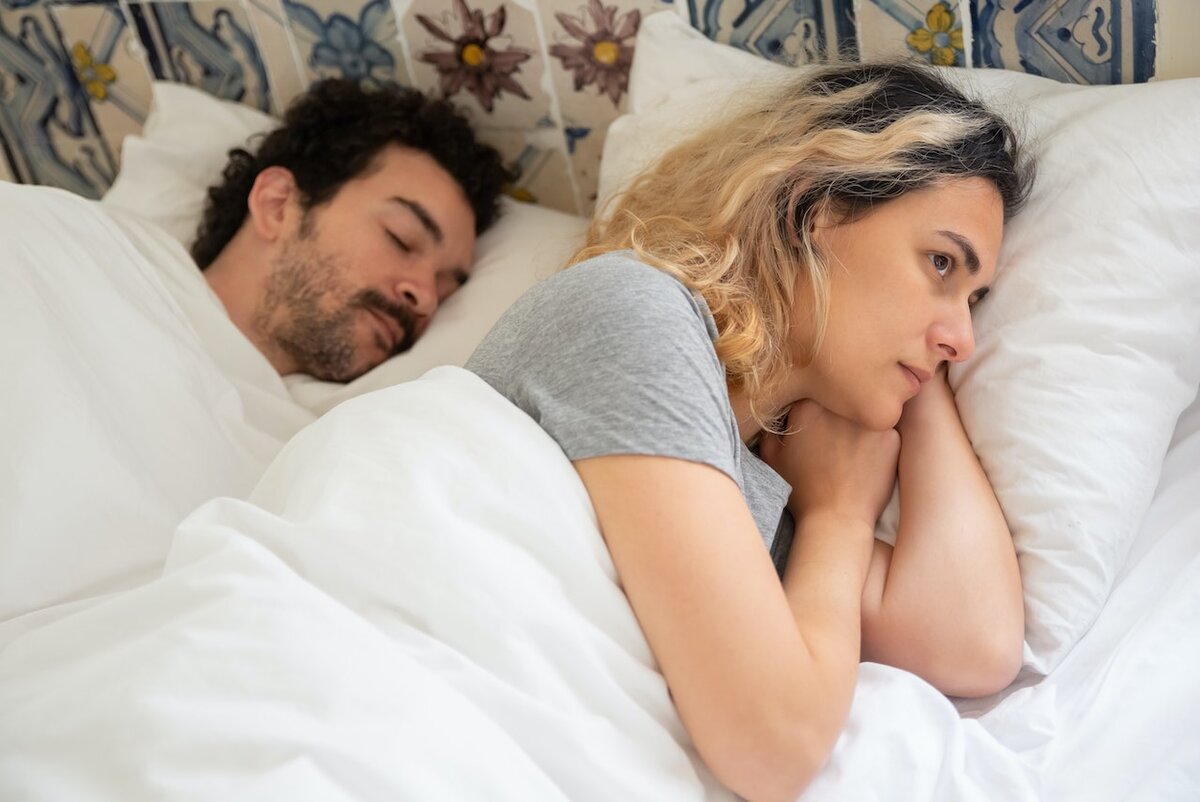 Кто и почему испытывает оргазм во сне - Лайфхакер