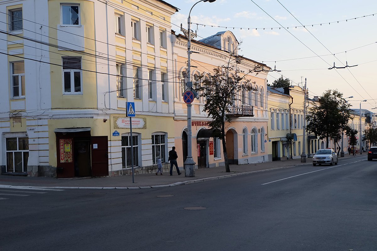 Калуга ул ленина фото Часть 343. Мини-отпуск в Калуге) "Старые клячи" Дзен