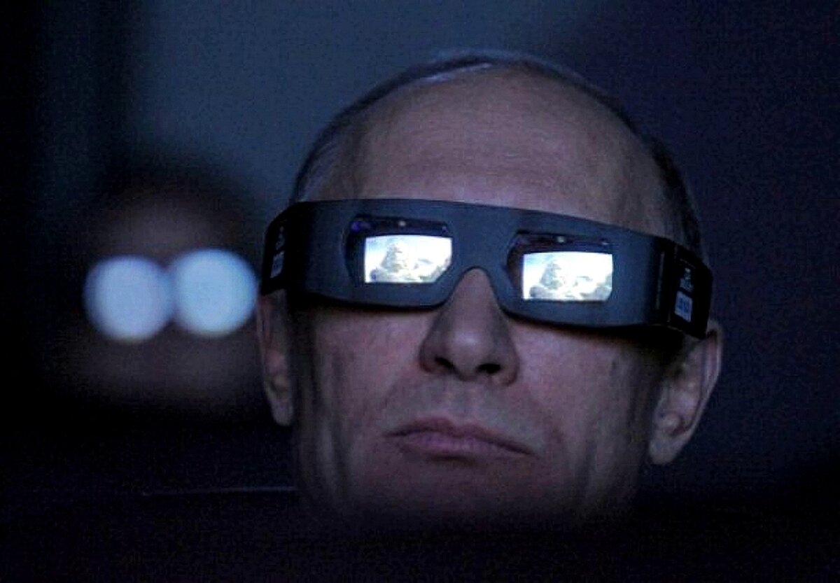 Владимир Путин внимательно следит за тем, что происходит в киноискусстве. Фото из открытых источников 