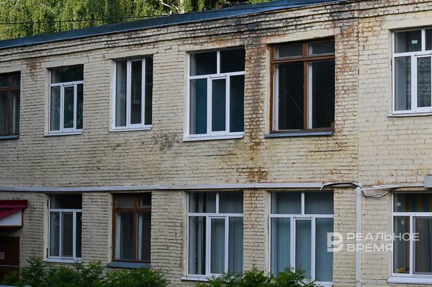 Кровлю детсада отремонтировали в конце ноября 2021 года. Фото: Максим Платонов/realnoevremya.ru 