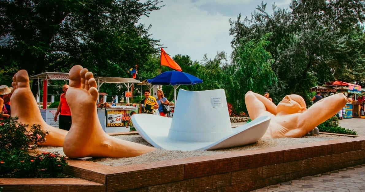 Памятник «Отдыхающему туристу». Фото: https://yandex.ru/images