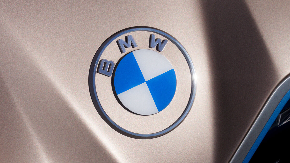 BMW logo 2021