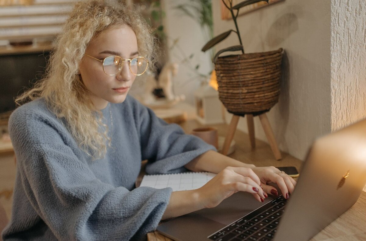 Профилум — международный онлайн-сервис профориентации. Мы помогаем школьникам от 12 до 17 лет определиться с профессией и построить индивидуальную траекторию развития.