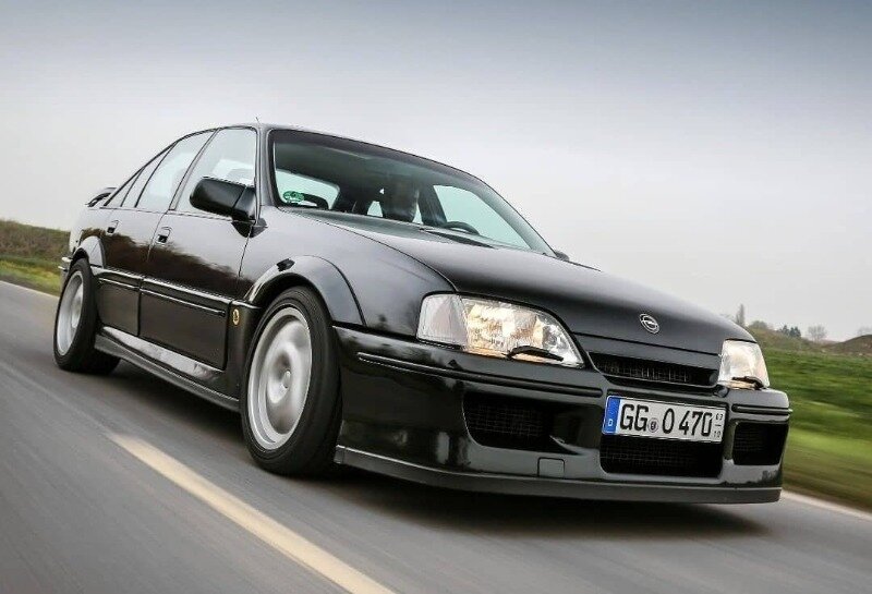 Opel Lotus Omega