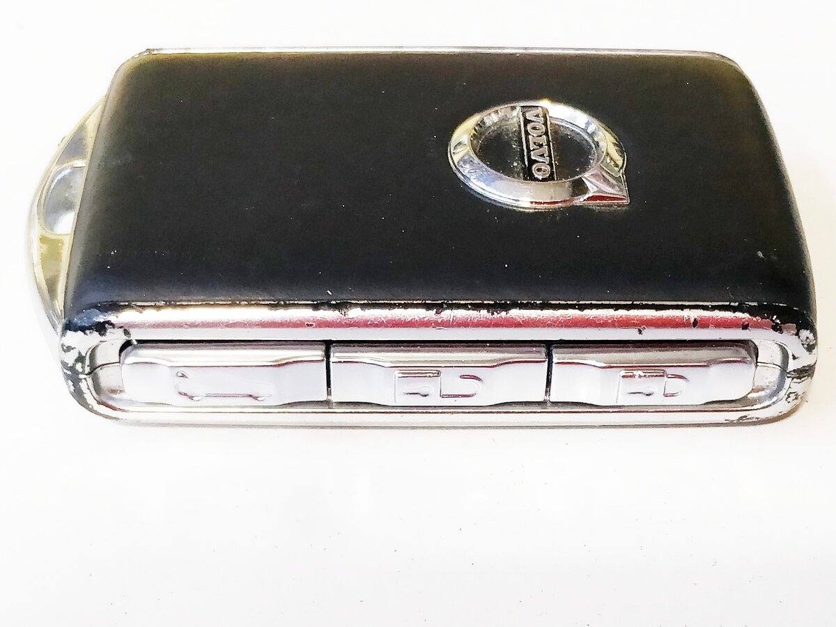 Вот такой ключ потребовал замены элемента питания.