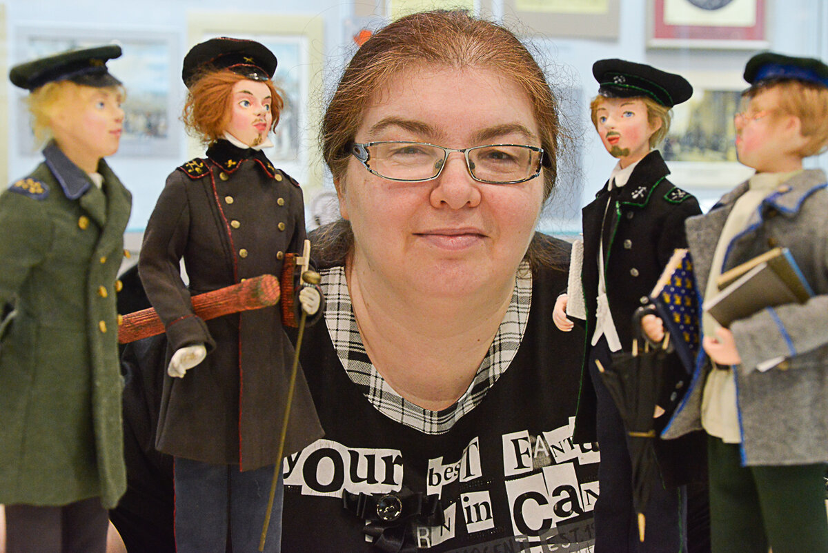 старший научный сотрудник музея