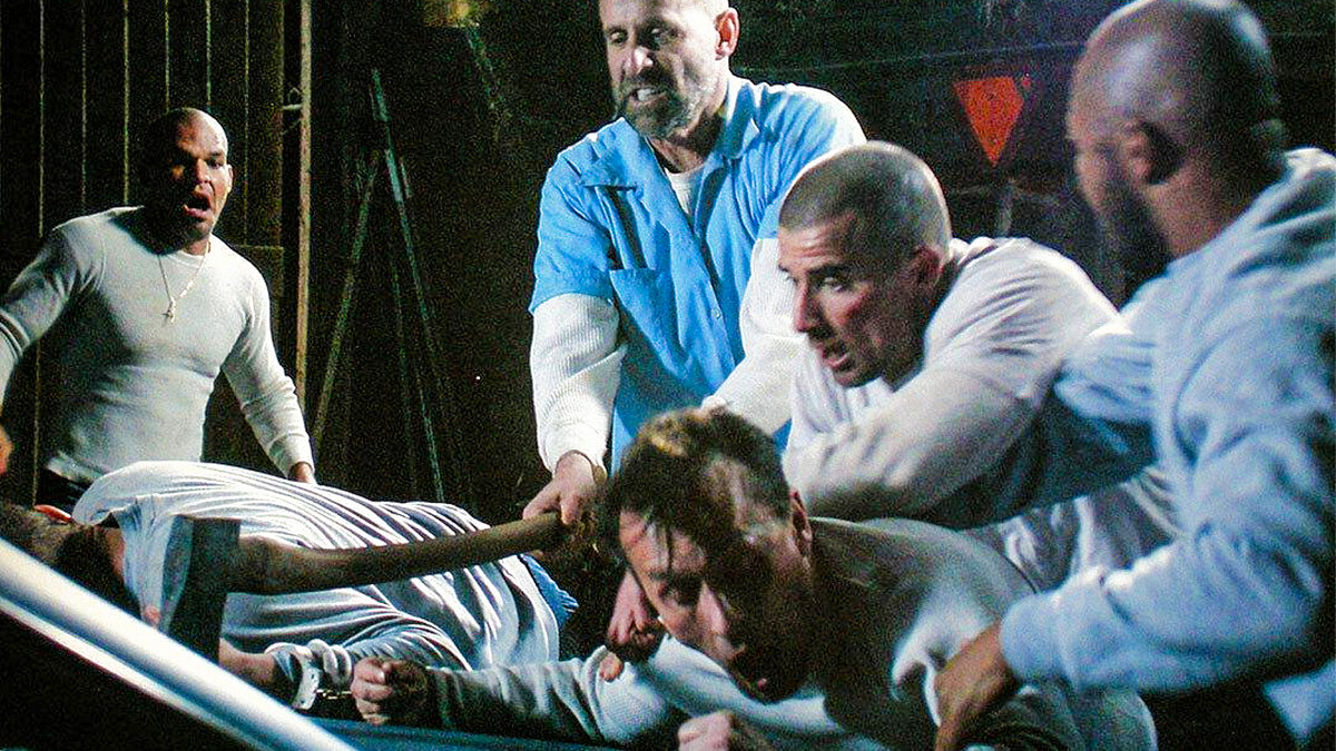 Кадры из сериала "Побег"