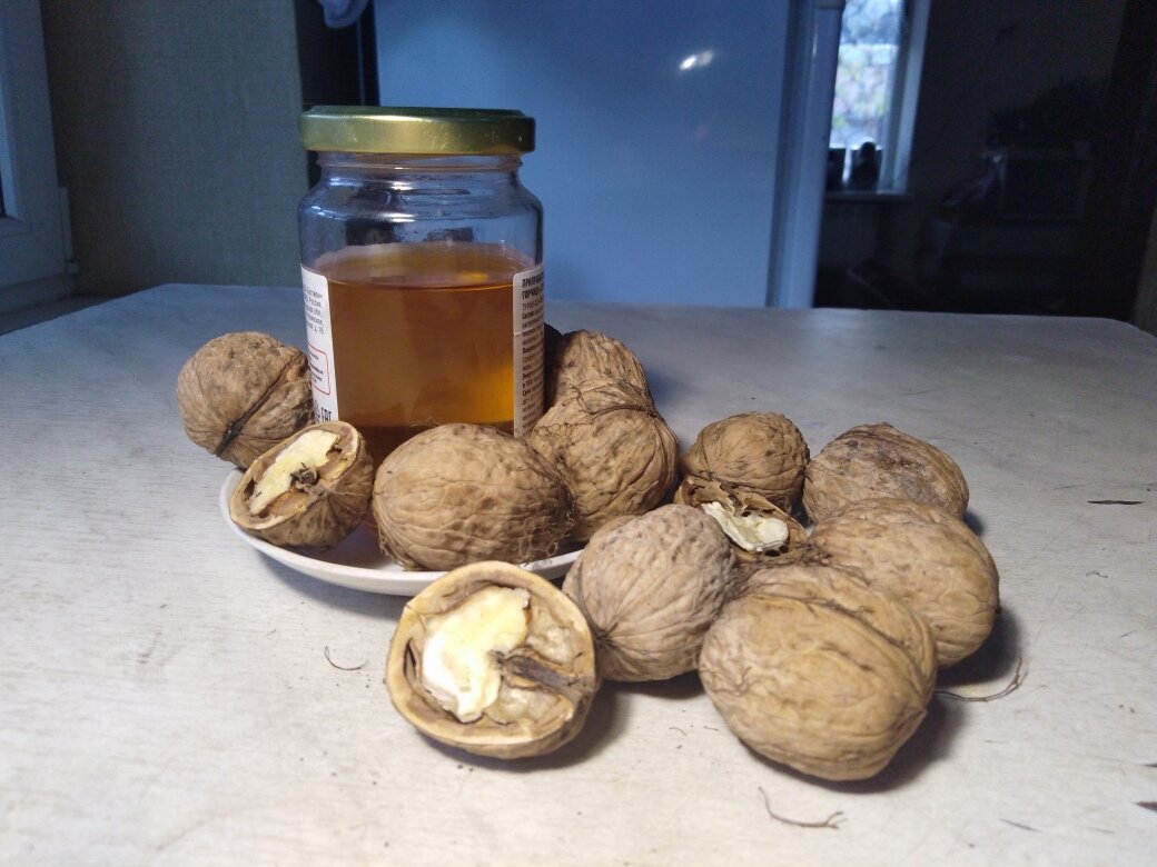 Грецкие орехи