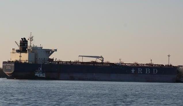 Танкер "Румфорд" сел на мель в Суэцком канале. Источник фото:  MarineTraffic 