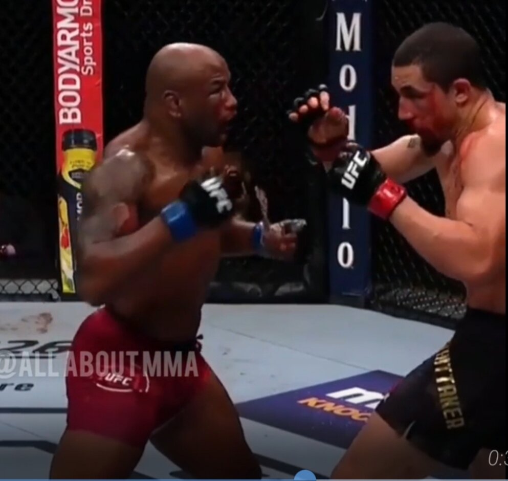 Йоэль Ромеро против Роберта Уиттакера