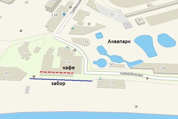 Красной линией показаны снесенные кафе