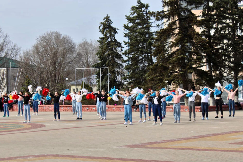 12.04.2021 - Центральная площадь г. Новый Оскол - Праздничное мероприятие, посвященное Дню космонавтики