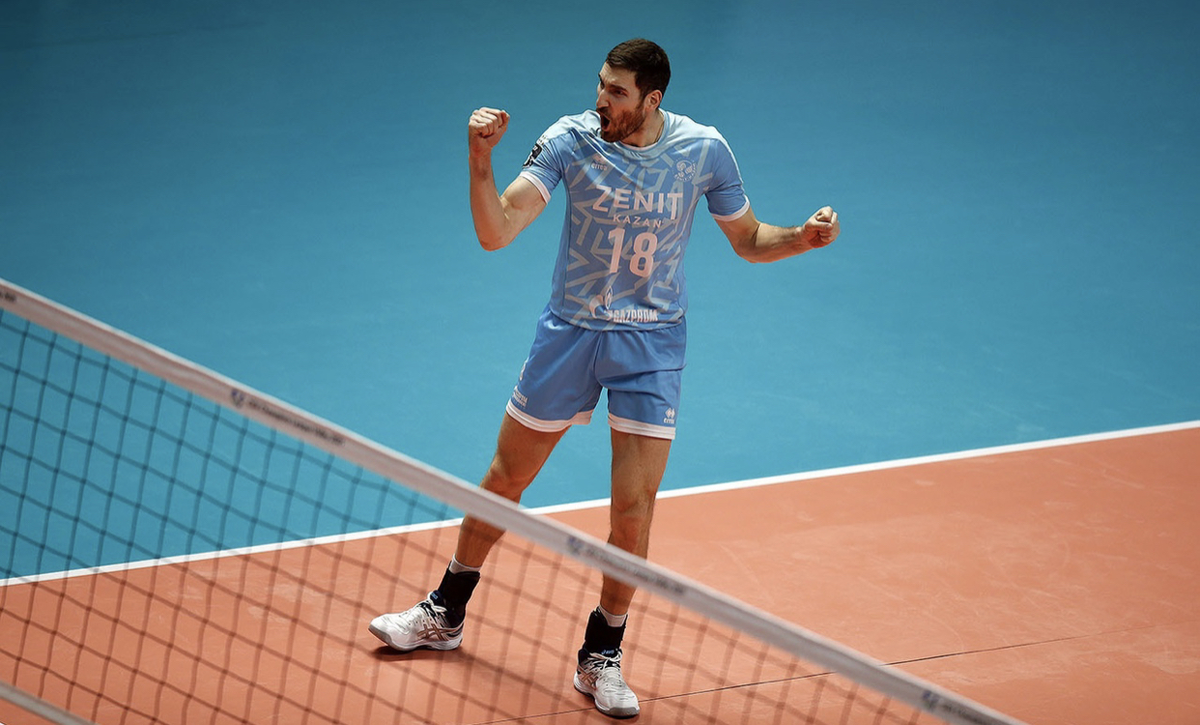 Максим Михайлов и Asics GEL-BEYOND 6