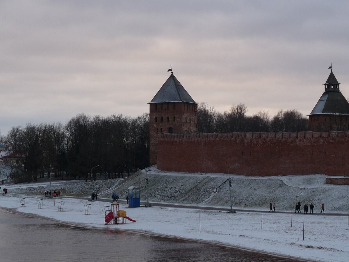 Новгородский кремль-детинец Зимой