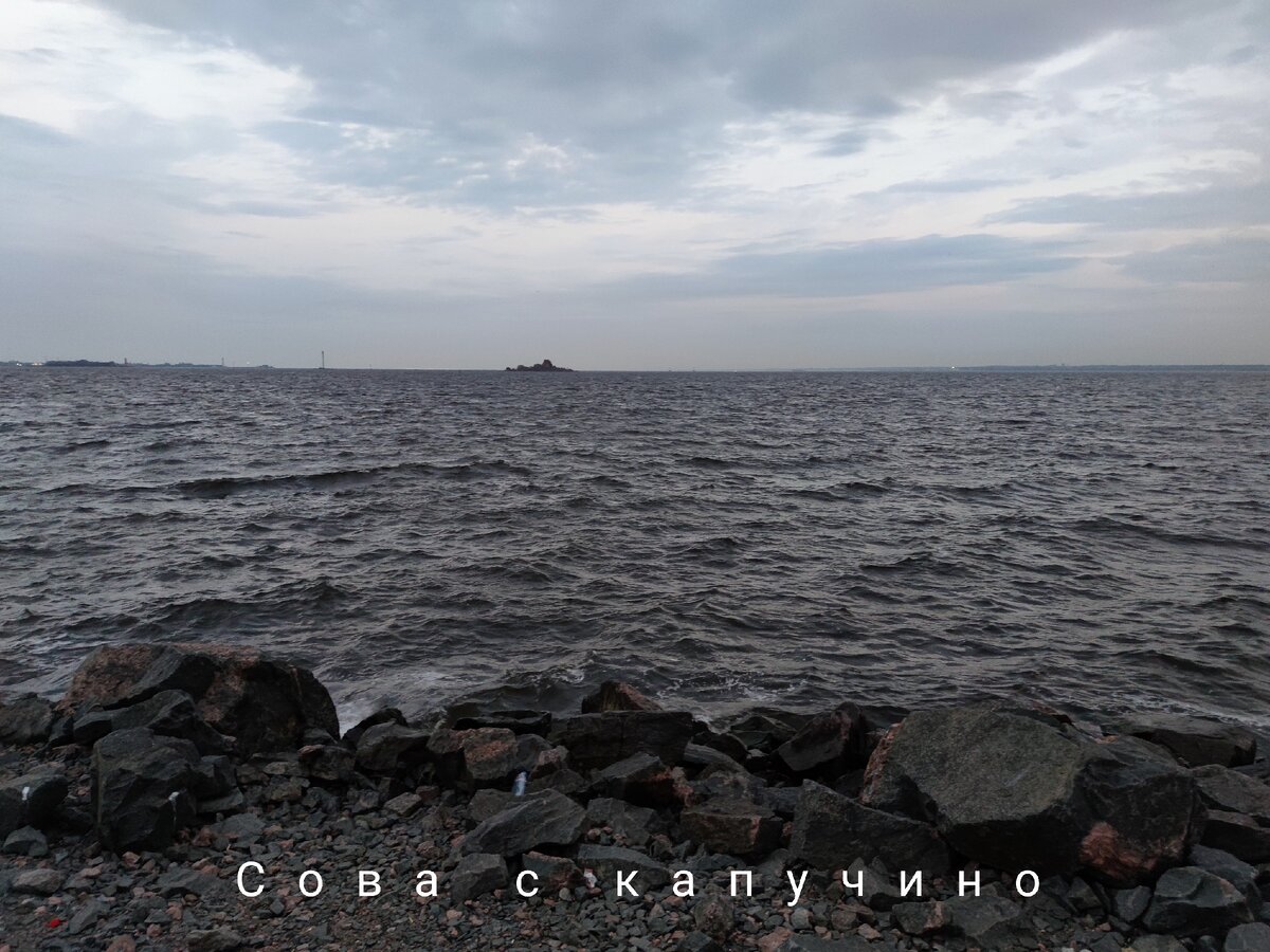 Искала в архиве морские фото, но из свежих нашла только снимки Финского залива
