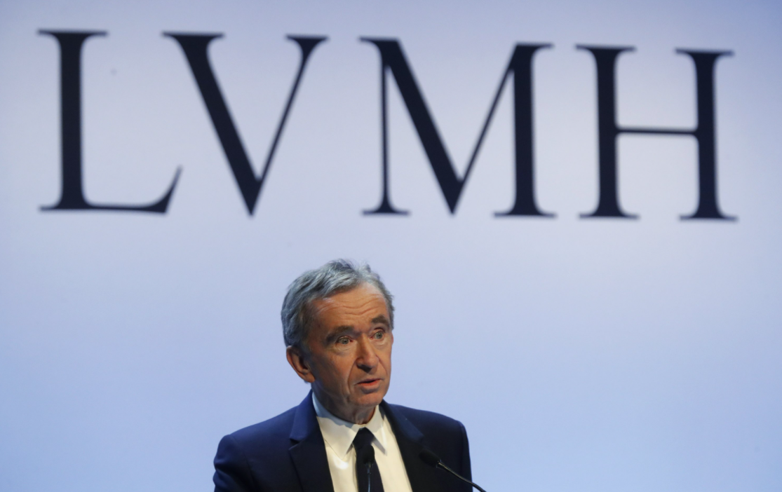 Президент холдинга LVMH Бернар Арно - самый богатый человек во Франции, входит в тройку богатейших людей в мире.